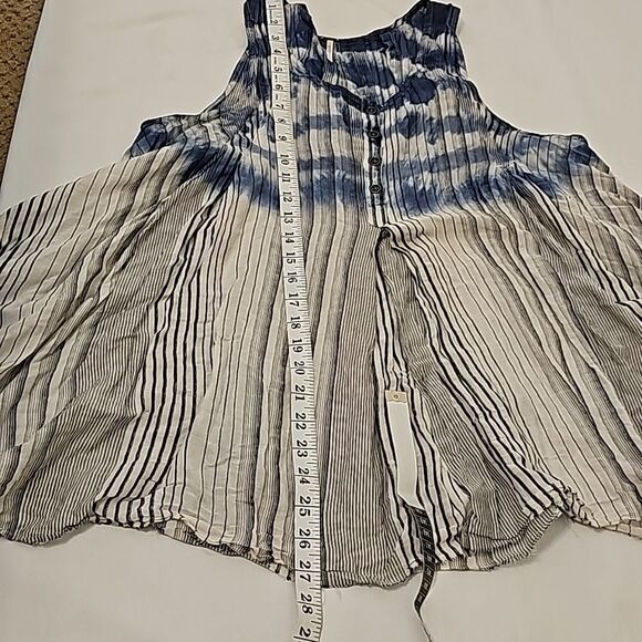 Free People tie dye top small - Picture 6 of 8